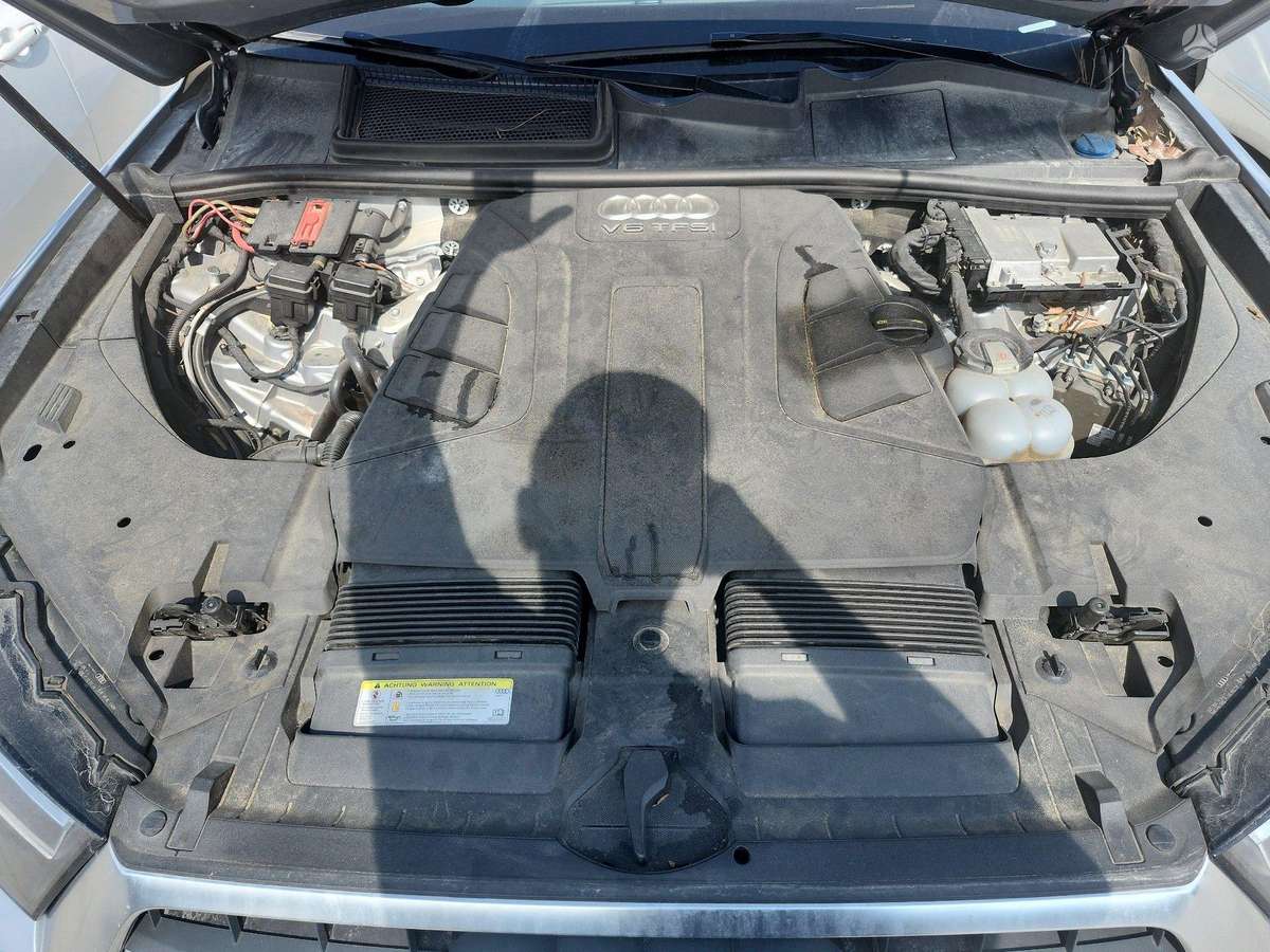 Audi Q7 - 9
