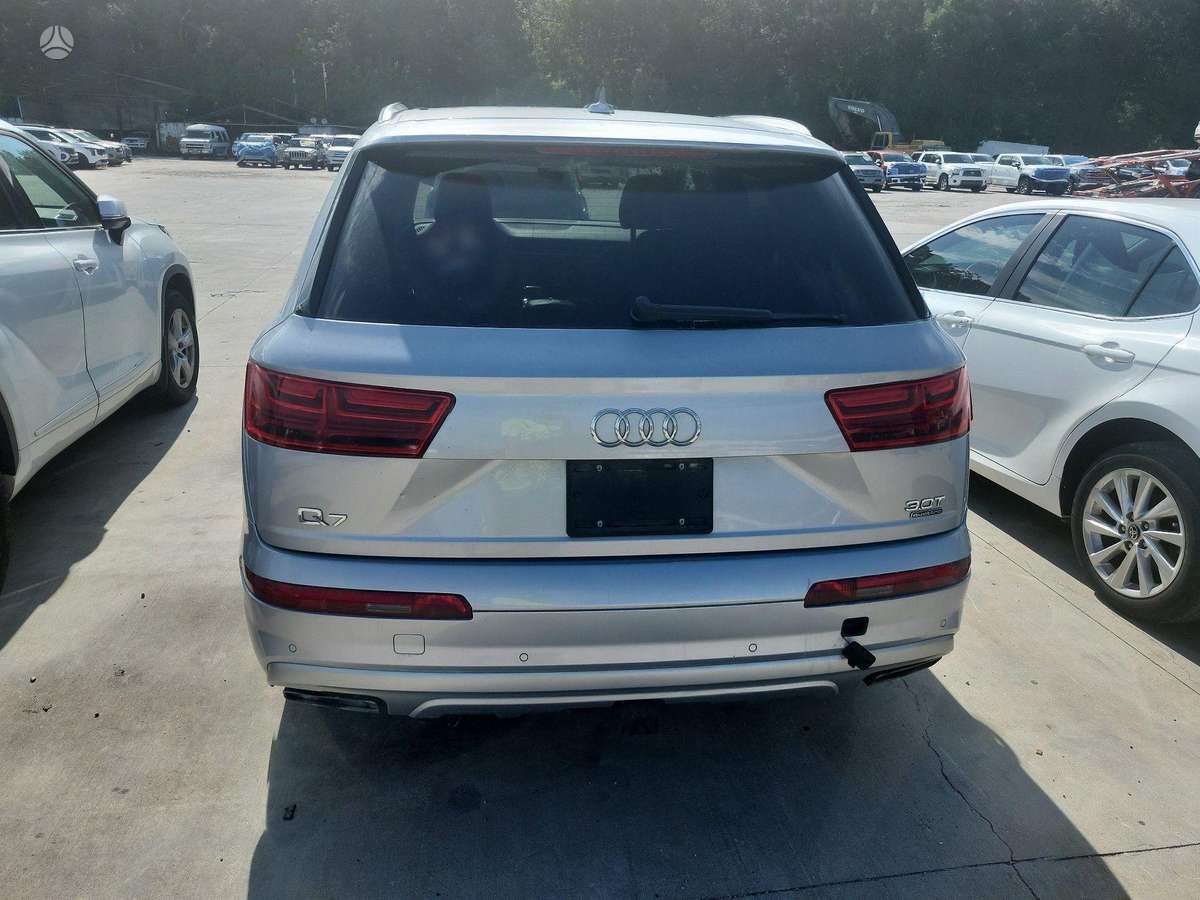 Audi Q7 - 6