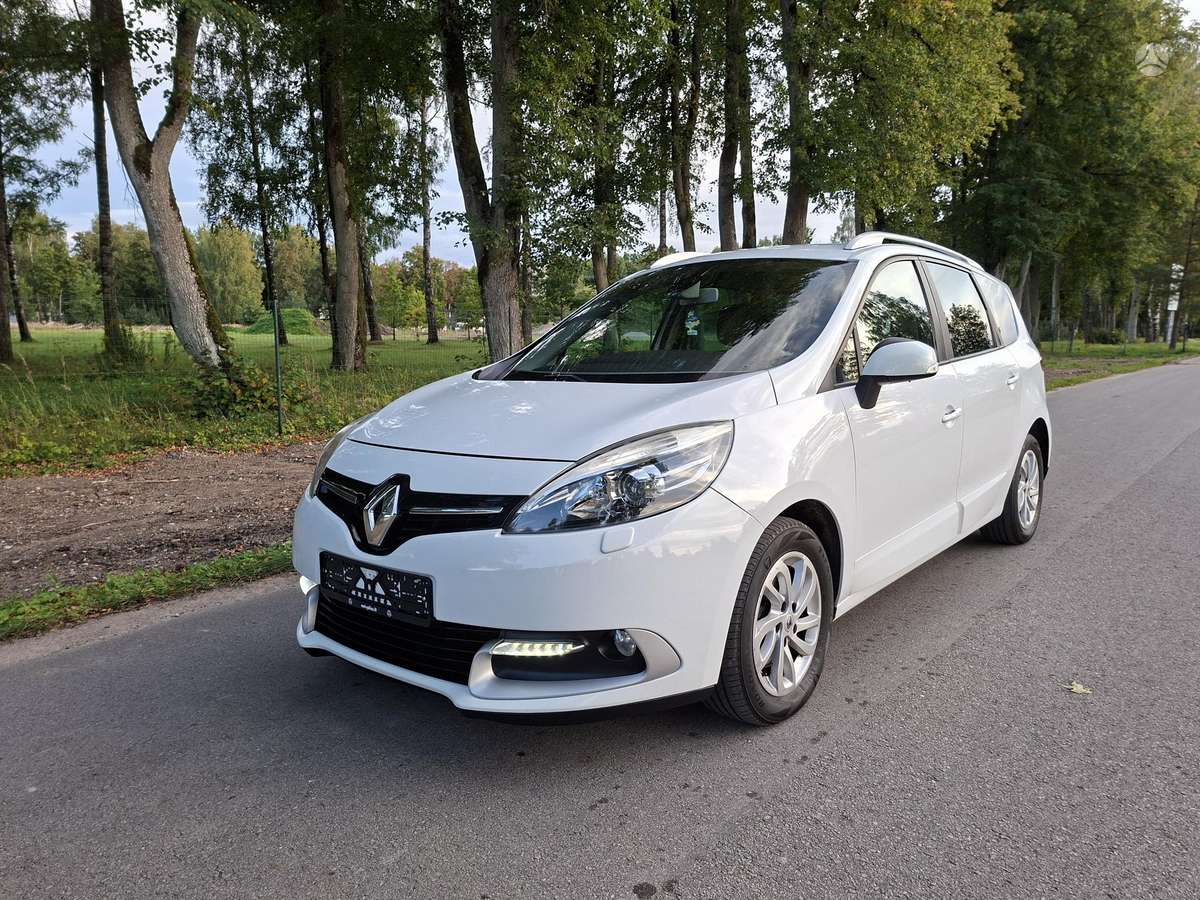 Renault Grand Scenic - 1