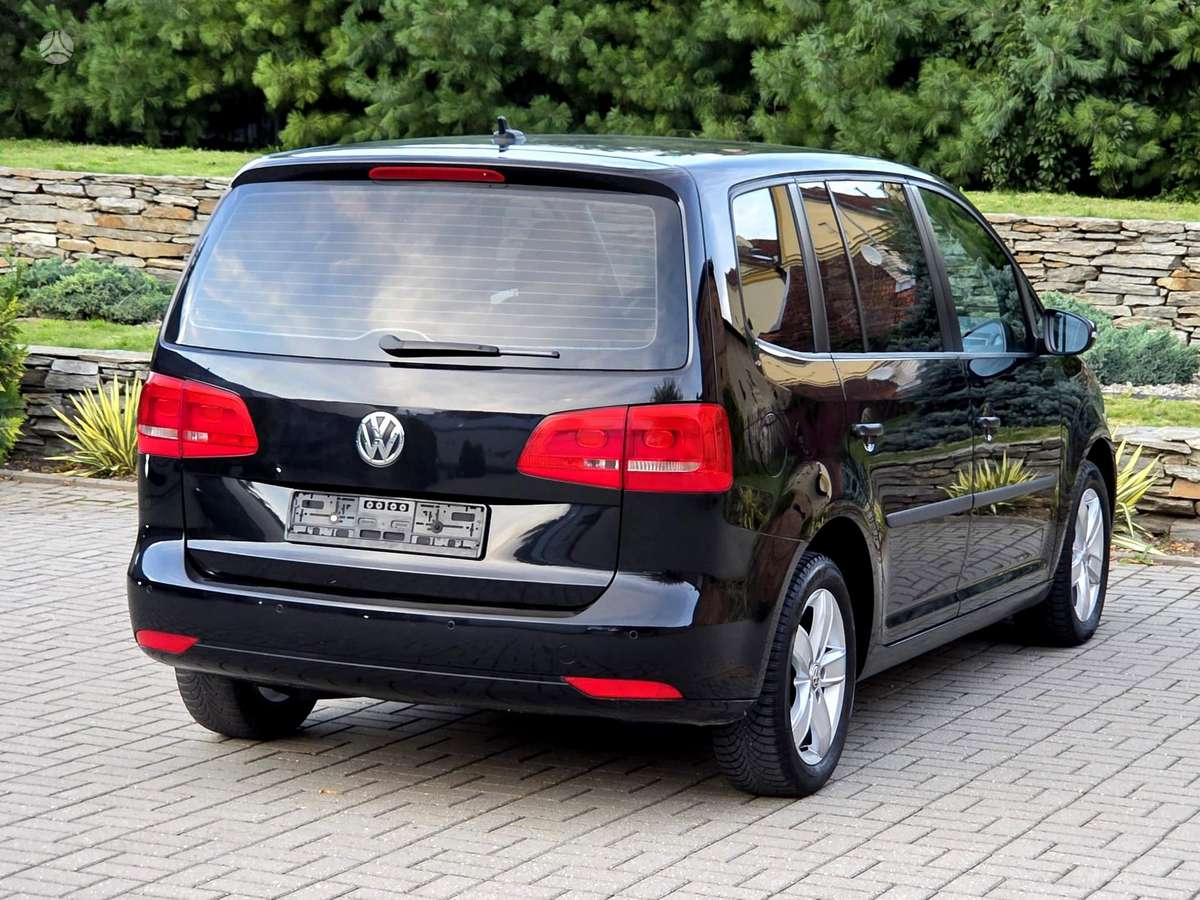 Volkswagen Touran - 9