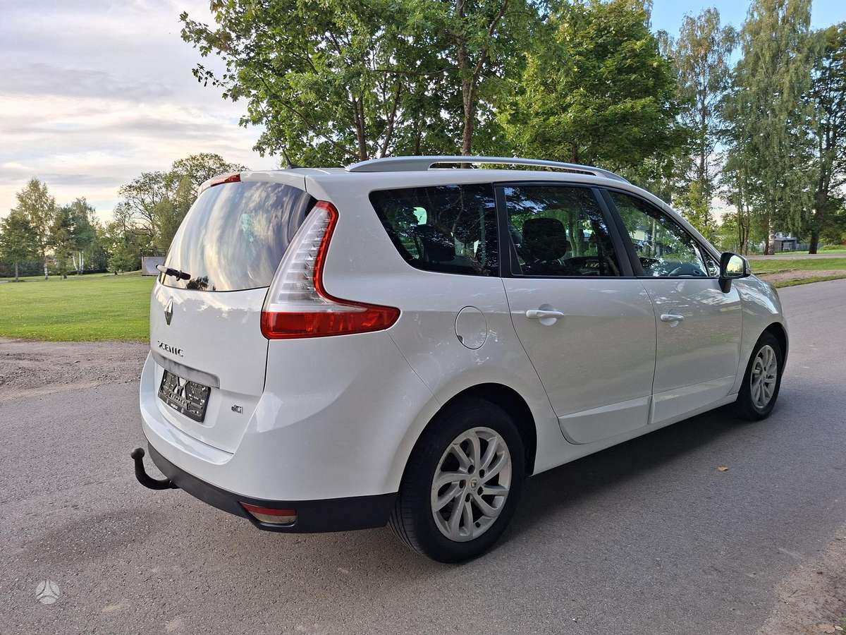 Renault Grand Scenic - 7