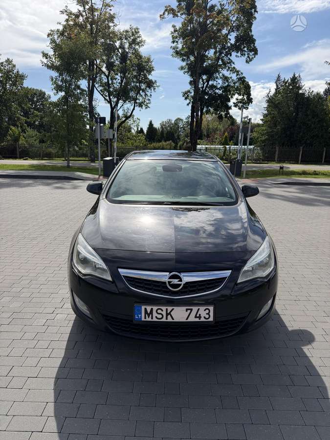 Opel Astra, 1.7 l., hatchback
