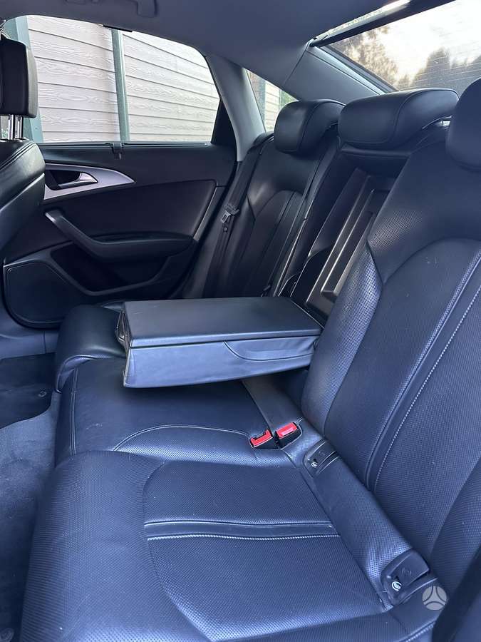 Audi A6, 3.0 l., Седан