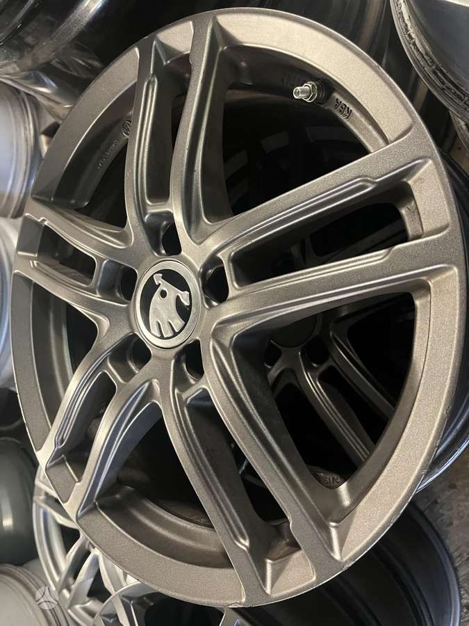 Skoda, light alloy, R17