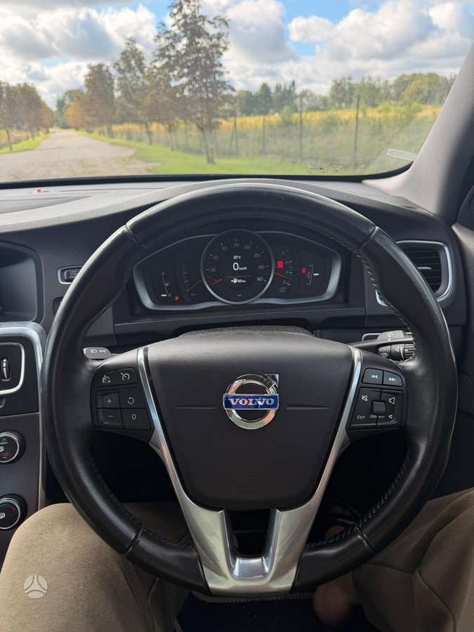 Volvo S60 - 8