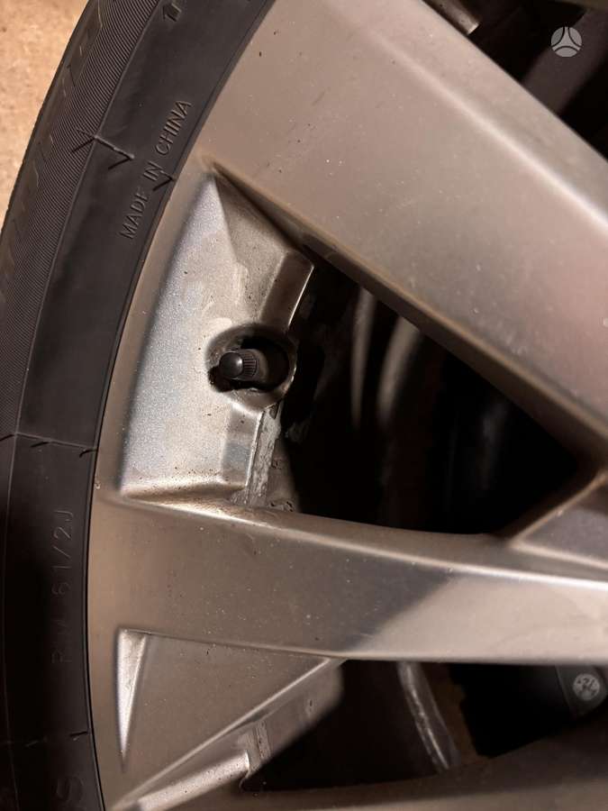 Windforce Snowblazer, всесезонные 215/65 R17