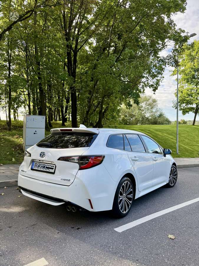 Toyota Corolla - 4