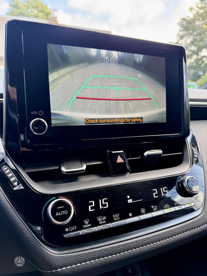 Toyota Corolla - 8