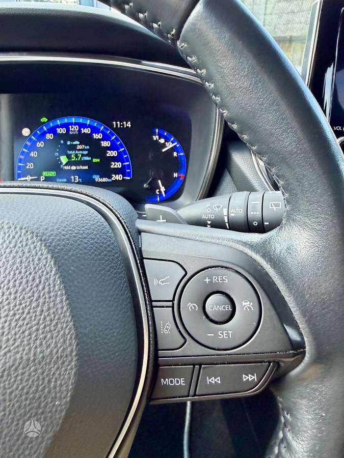 Toyota Corolla - 10