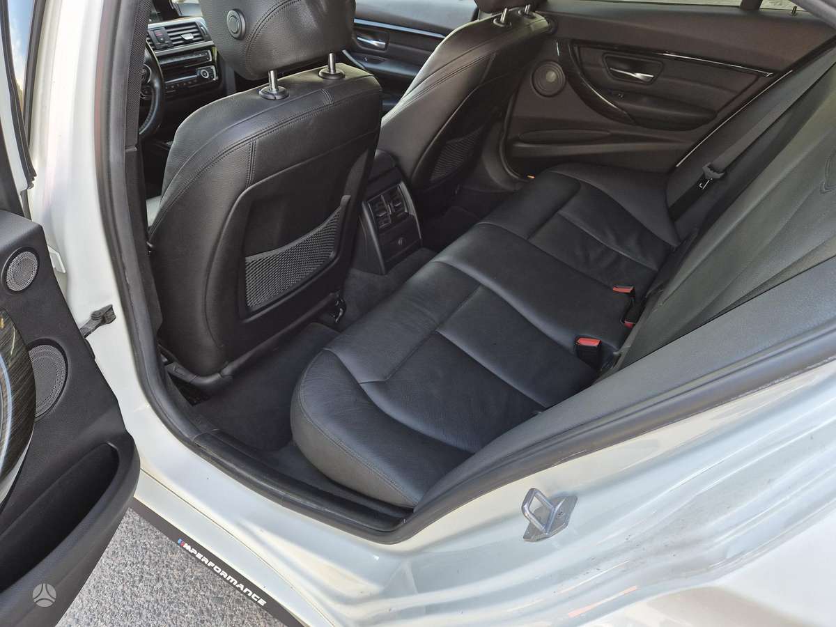 BMW 320, 2.0 l., Седан