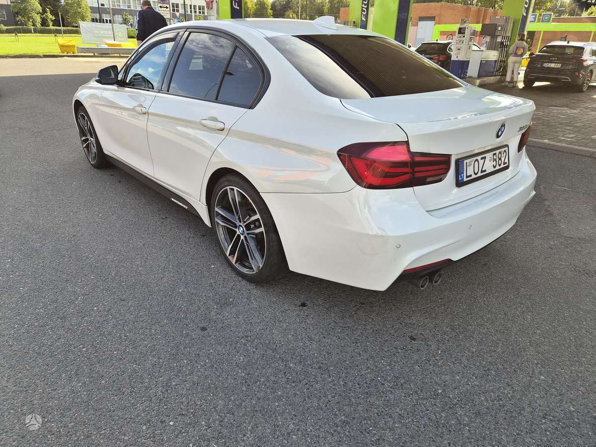 BMW 320, 2.0 l., Седан