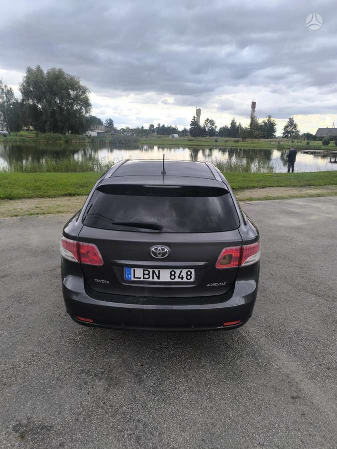 Toyota Avensis - 3