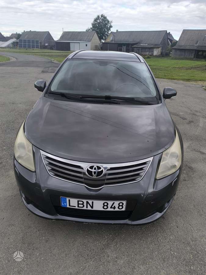Toyota Avensis - 5
