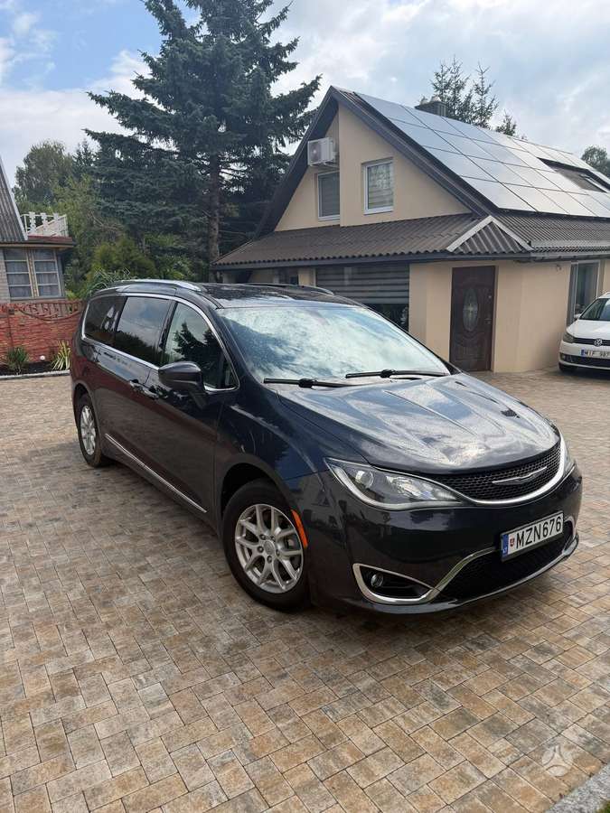Chrysler Pacifica, 3.6 l., Минивэн