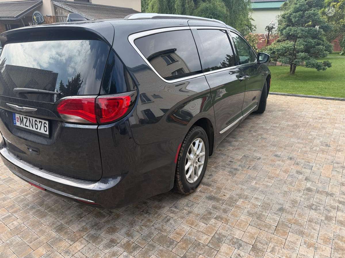 Chrysler Pacifica, 3.6 l., Минивэн