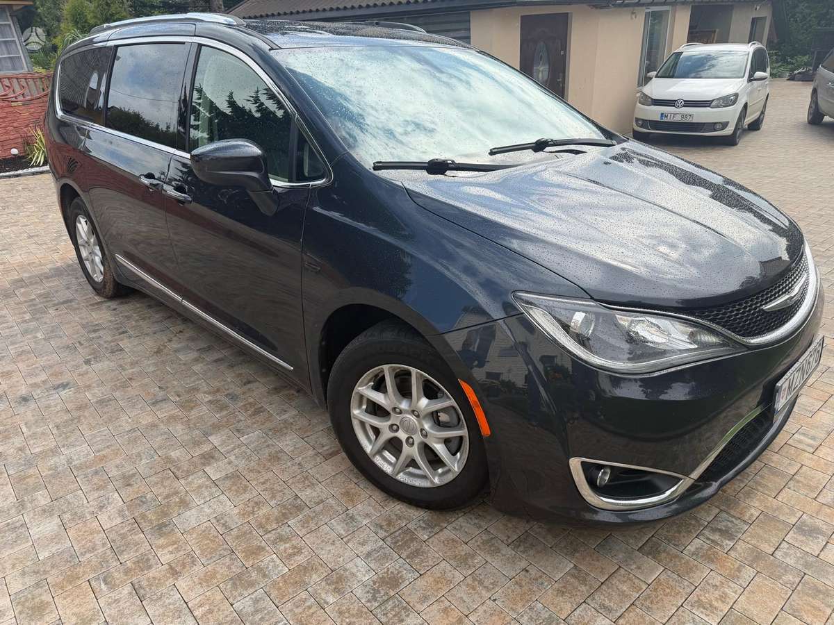 Chrysler Pacifica, 3.6 l., Минивэн