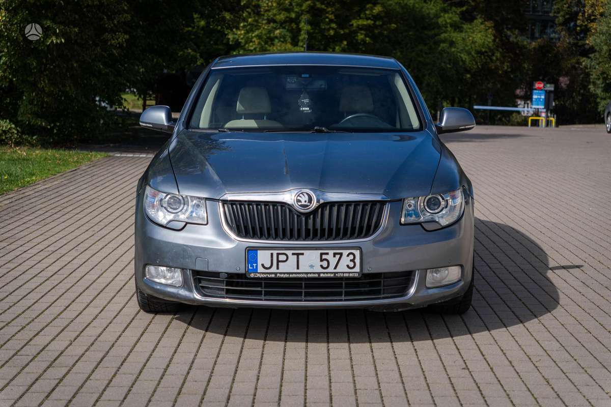 Škoda Superb - 2