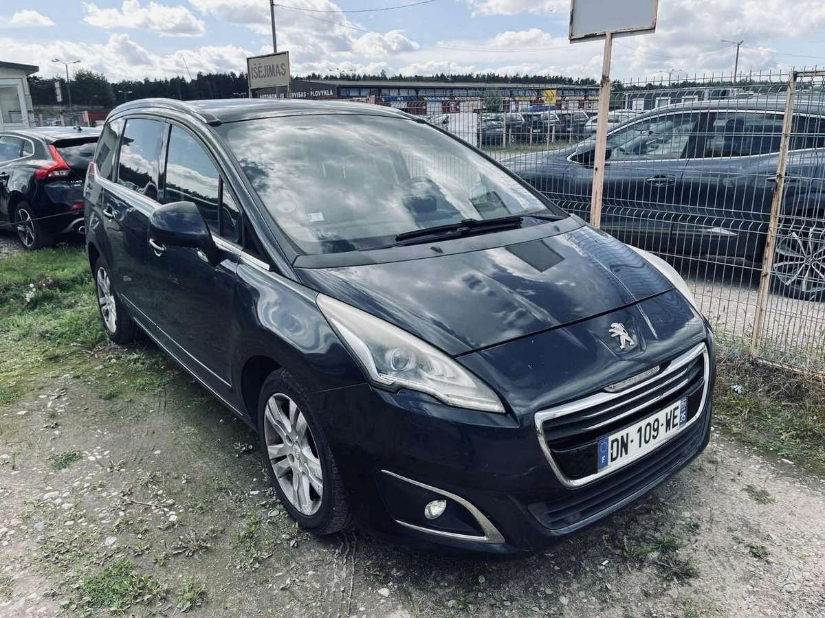 Peugeot 5008 - 3