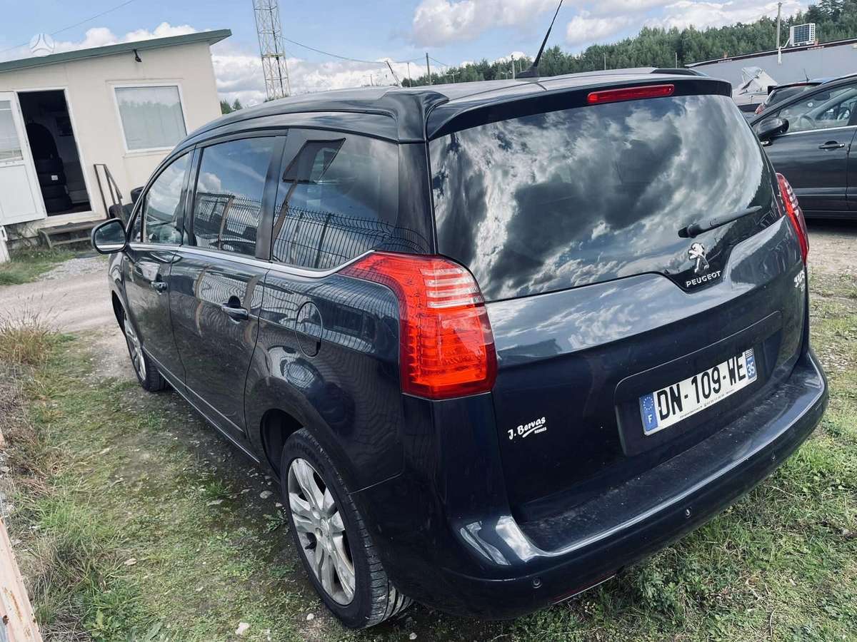 Peugeot 5008 - 4