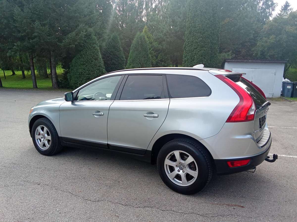 Volvo XC60 - 2