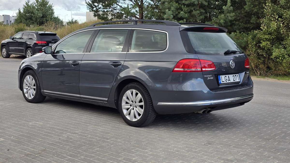 Volkswagen Passat - 7