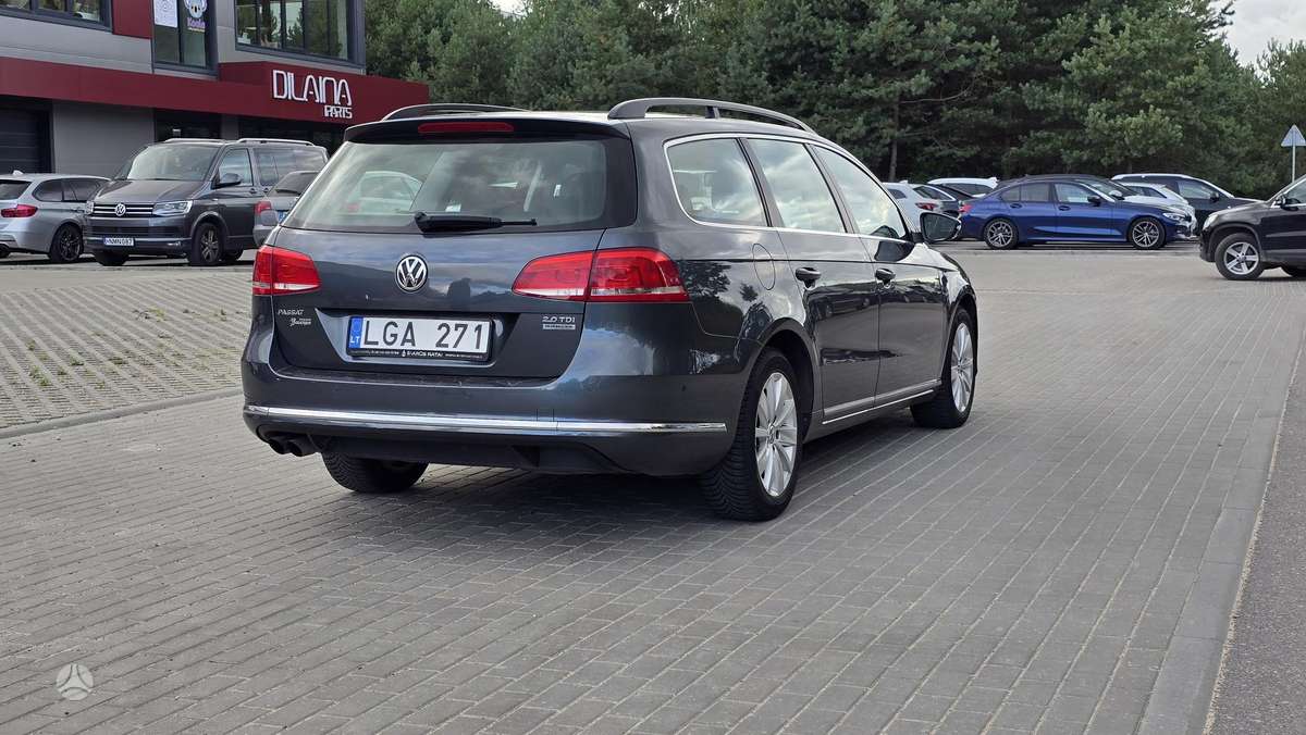 Volkswagen Passat - 5