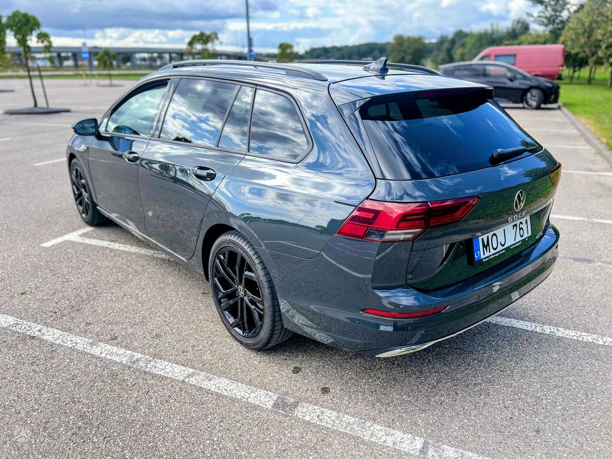 Volkswagen Golf - 2