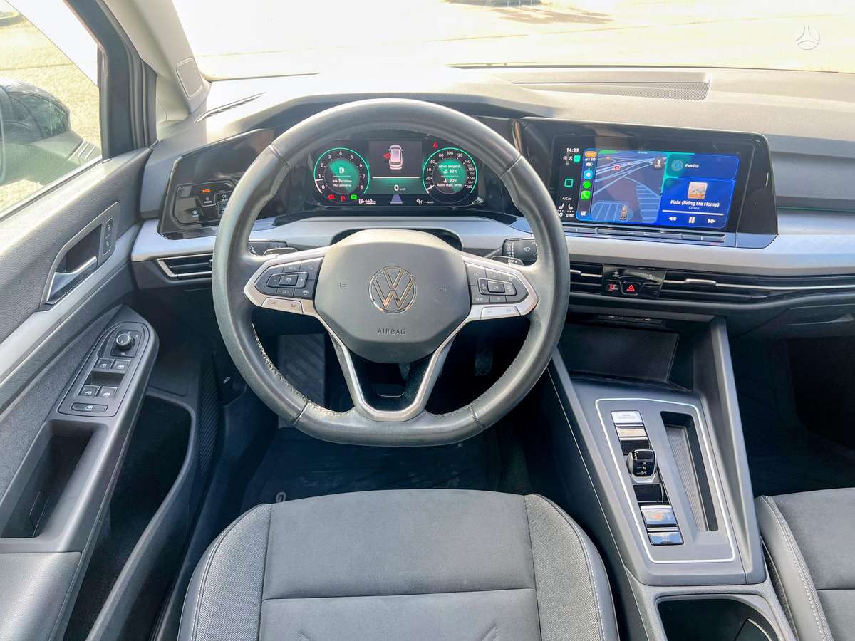 Volkswagen Golf - 9