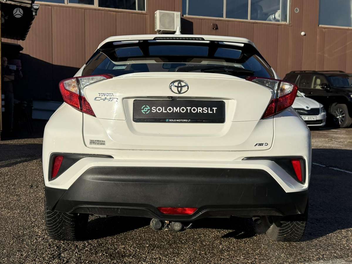 Toyota C-HR - 6