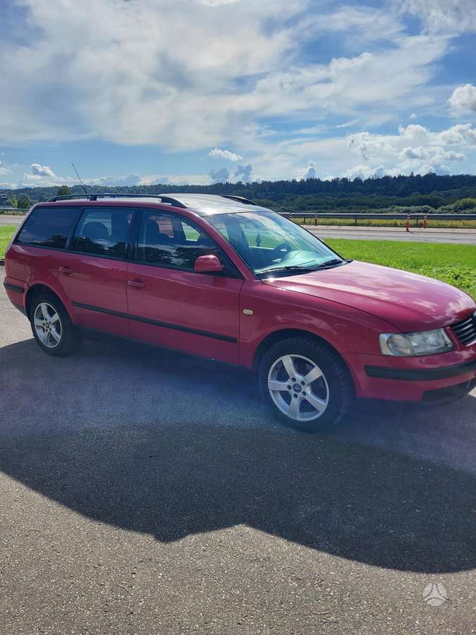 Volkswagen Passat - 2