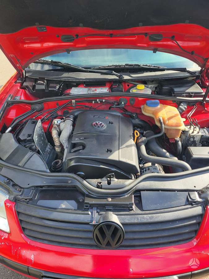 Volkswagen Passat - 9