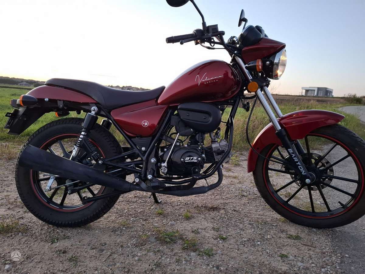 Barton Volcano 50cc, scooters / mopeds