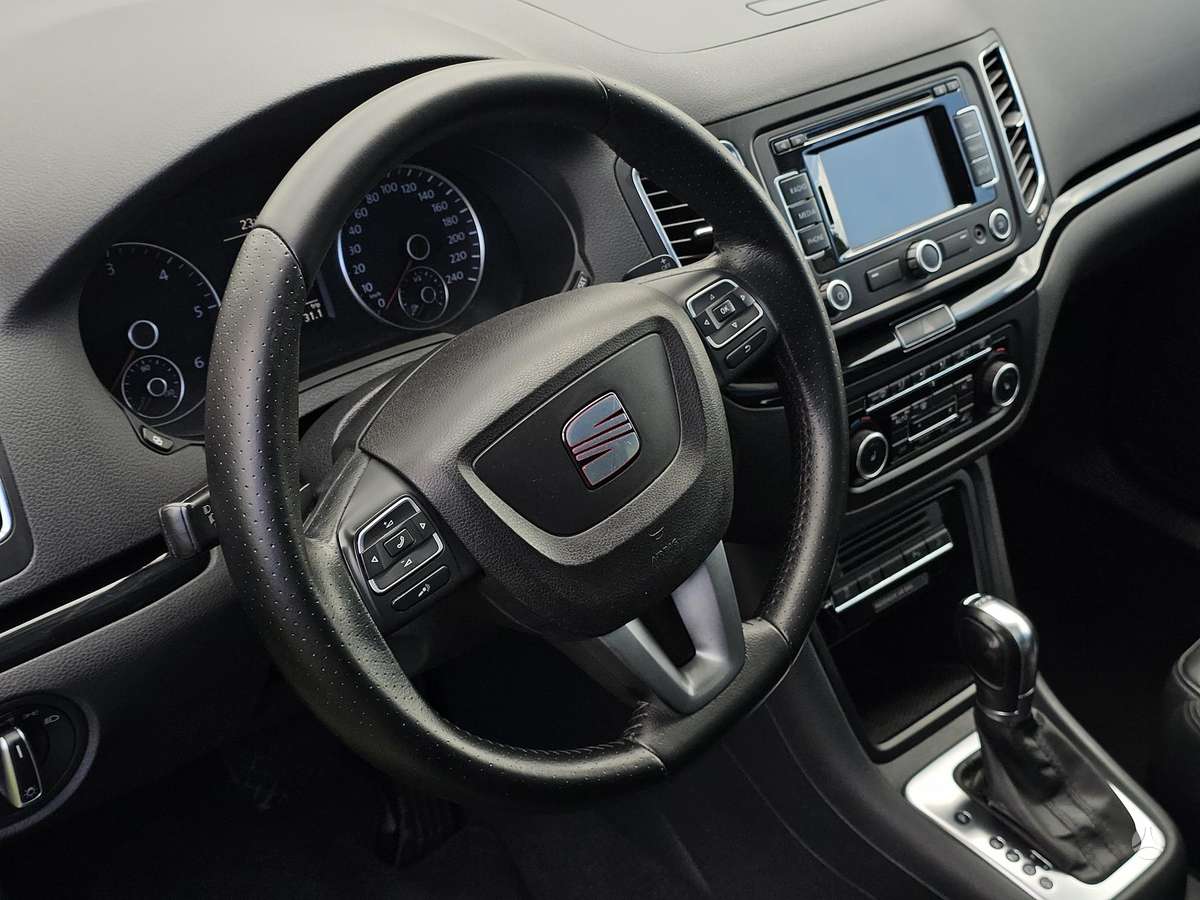 Seat Alhambra, 2.0 l., Минивэн