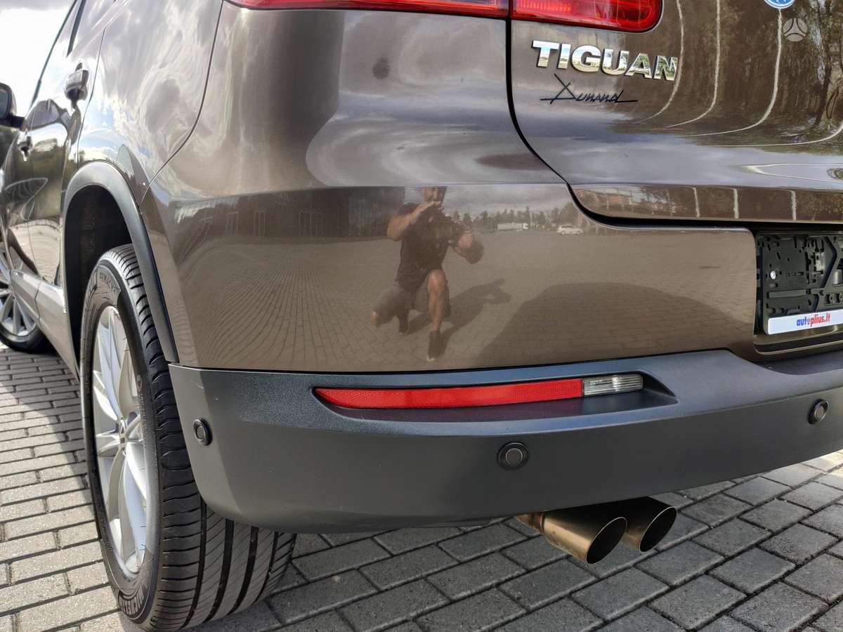 Volkswagen Tiguan - 8