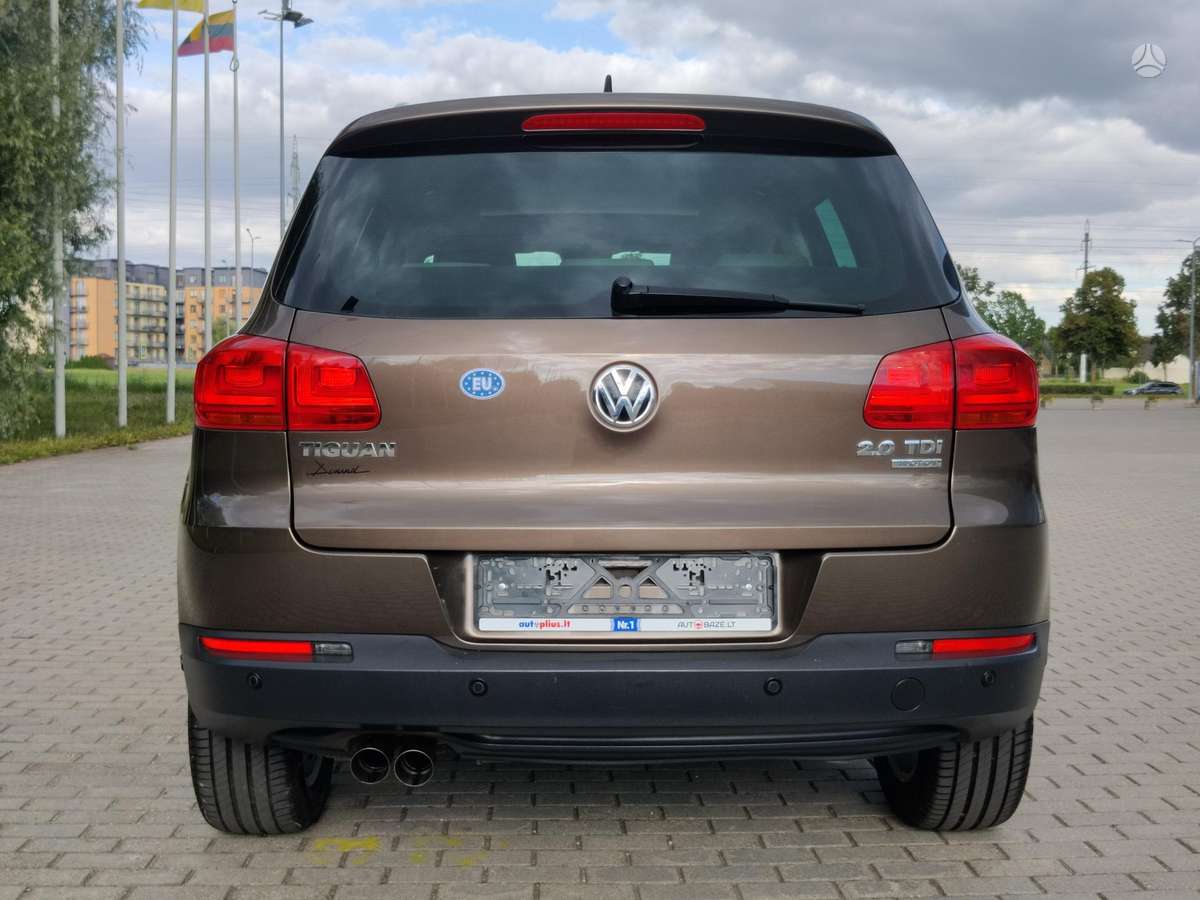 Volkswagen Tiguan - 10