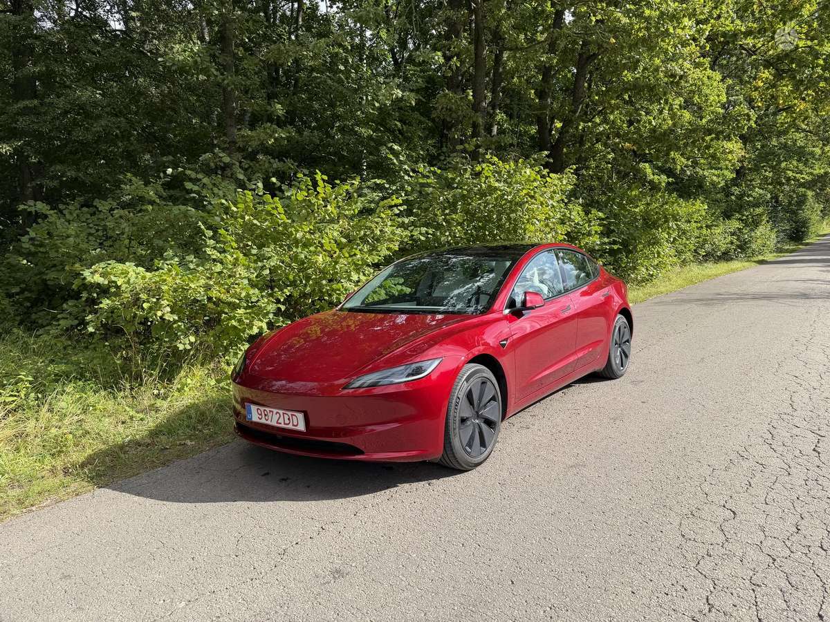 Tesla Model 3, 82 кВт·ч, Хэтчбек
