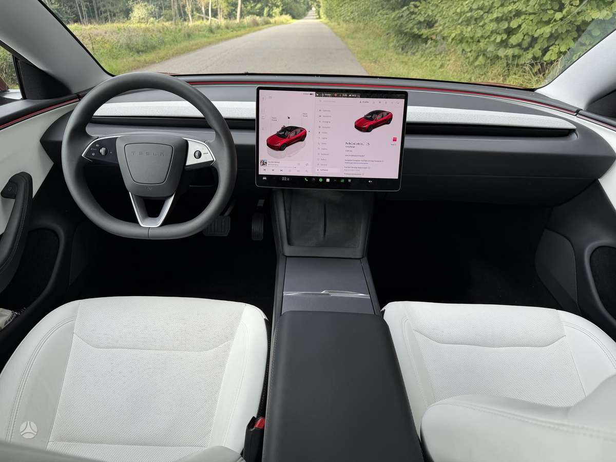 Tesla Model 3, 82 кВт·ч, Хэтчбек