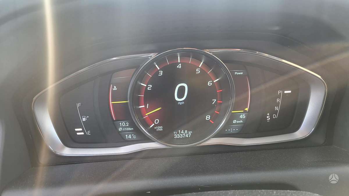 Volvo XC60 - 4