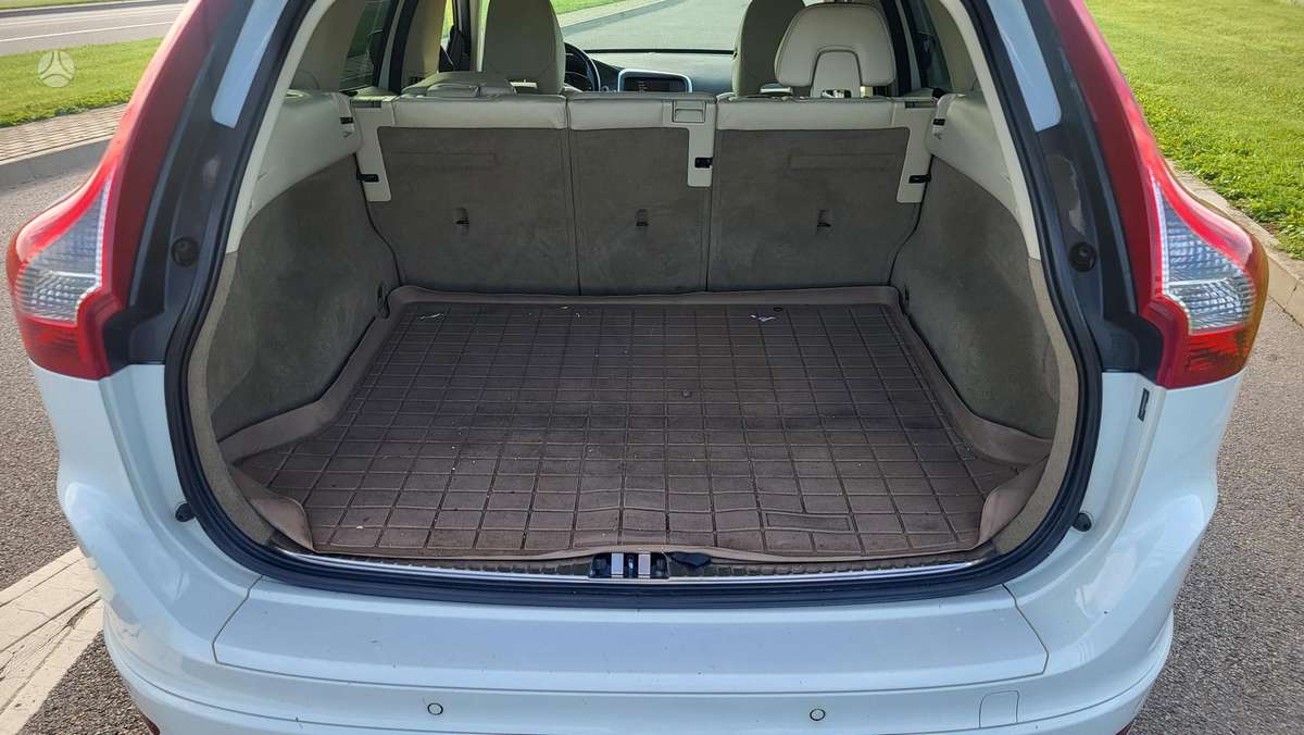 Volvo XC60 - 8