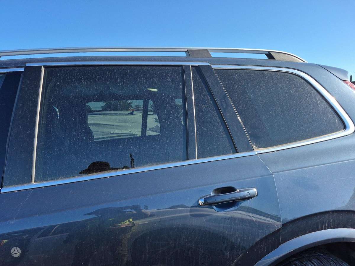Volvo XC90 - 11