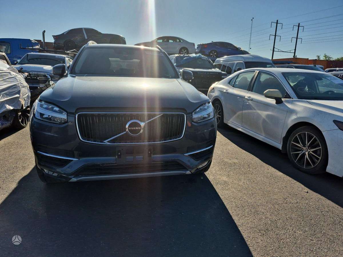 Volvo XC90 - 2