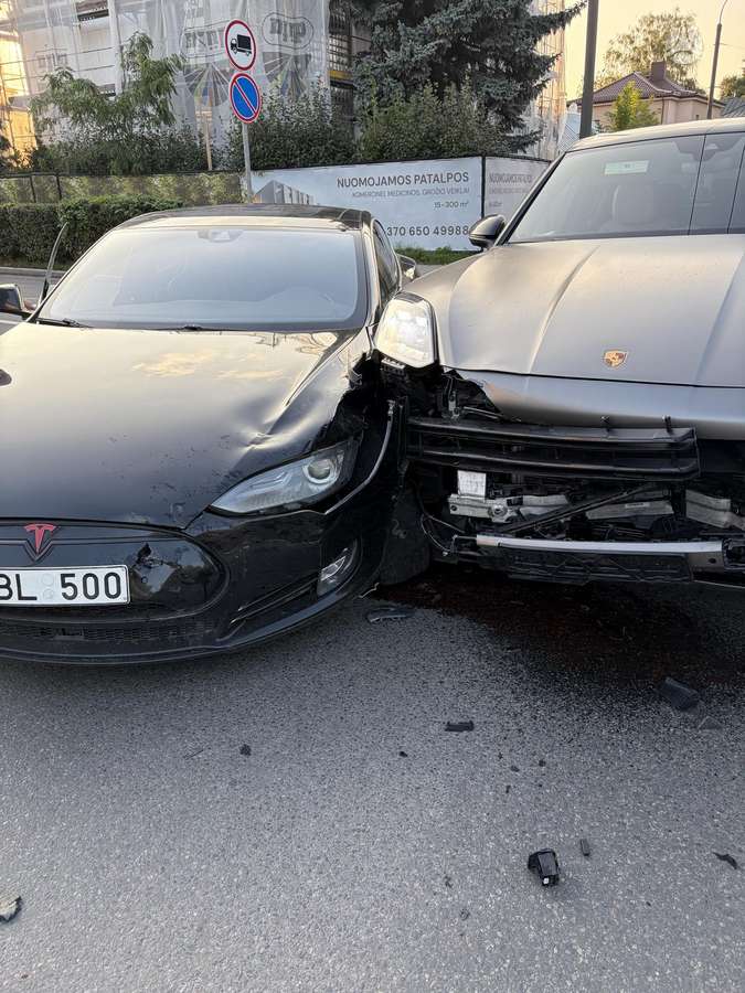 Porsche Cayenne - 12
