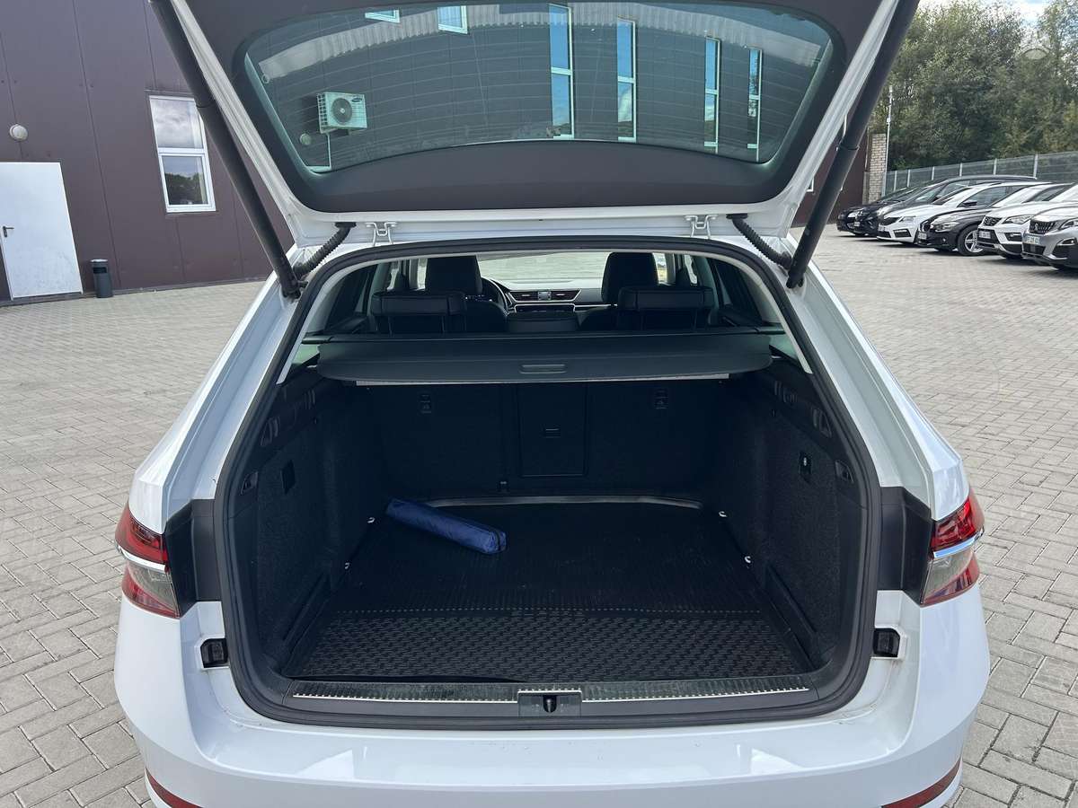 Skoda Superb, 2.0 l., wagon