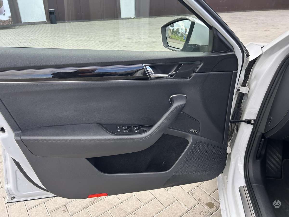 Skoda Superb, 2.0 l., wagon