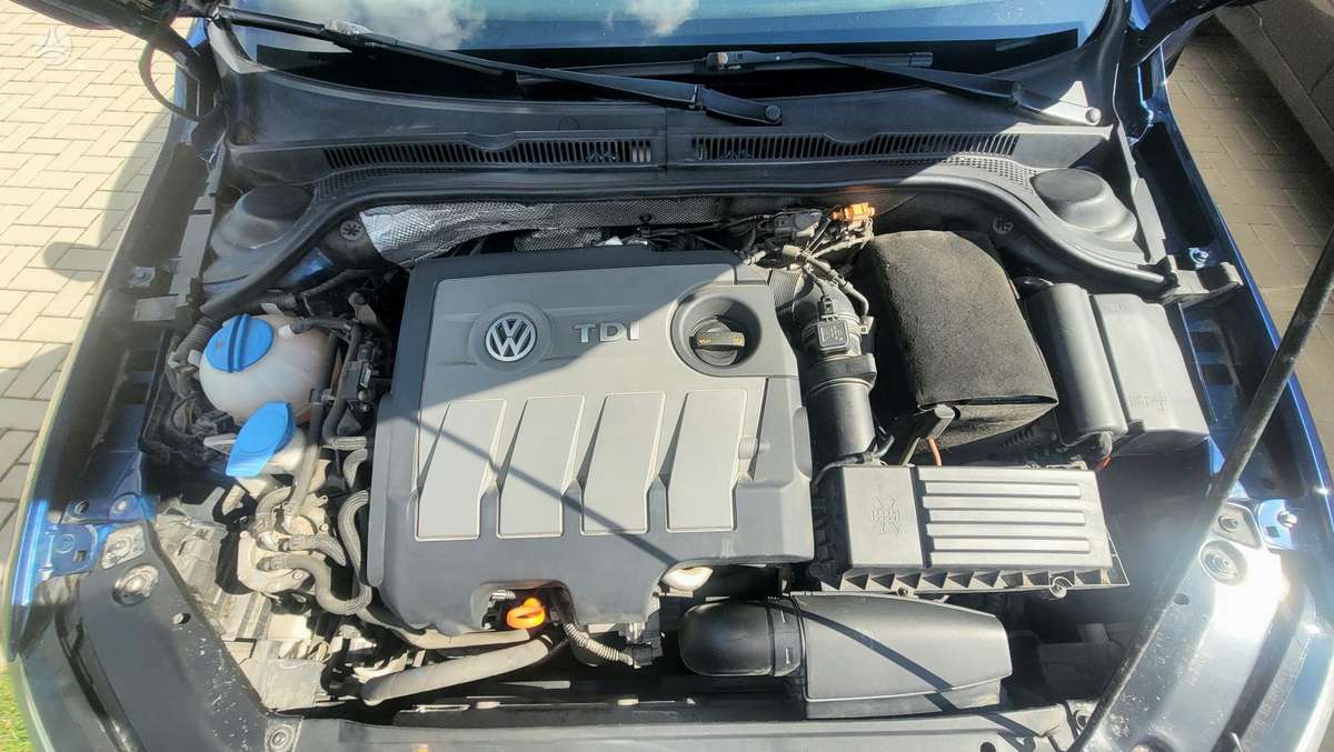 Volkswagen Jetta - 7