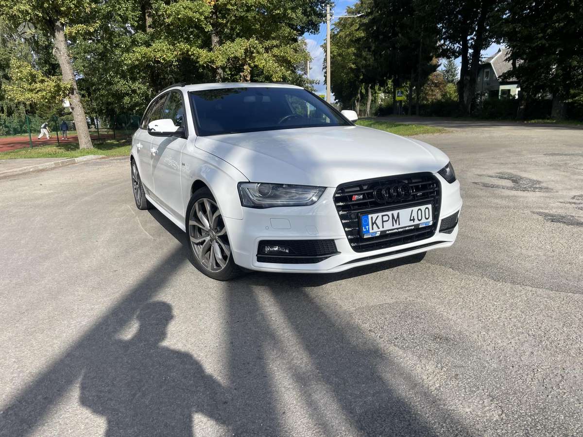 Audi A4, 2.0 l., universalas