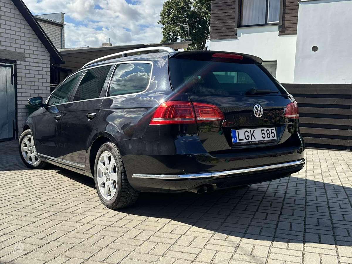 Volkswagen Passat - 2