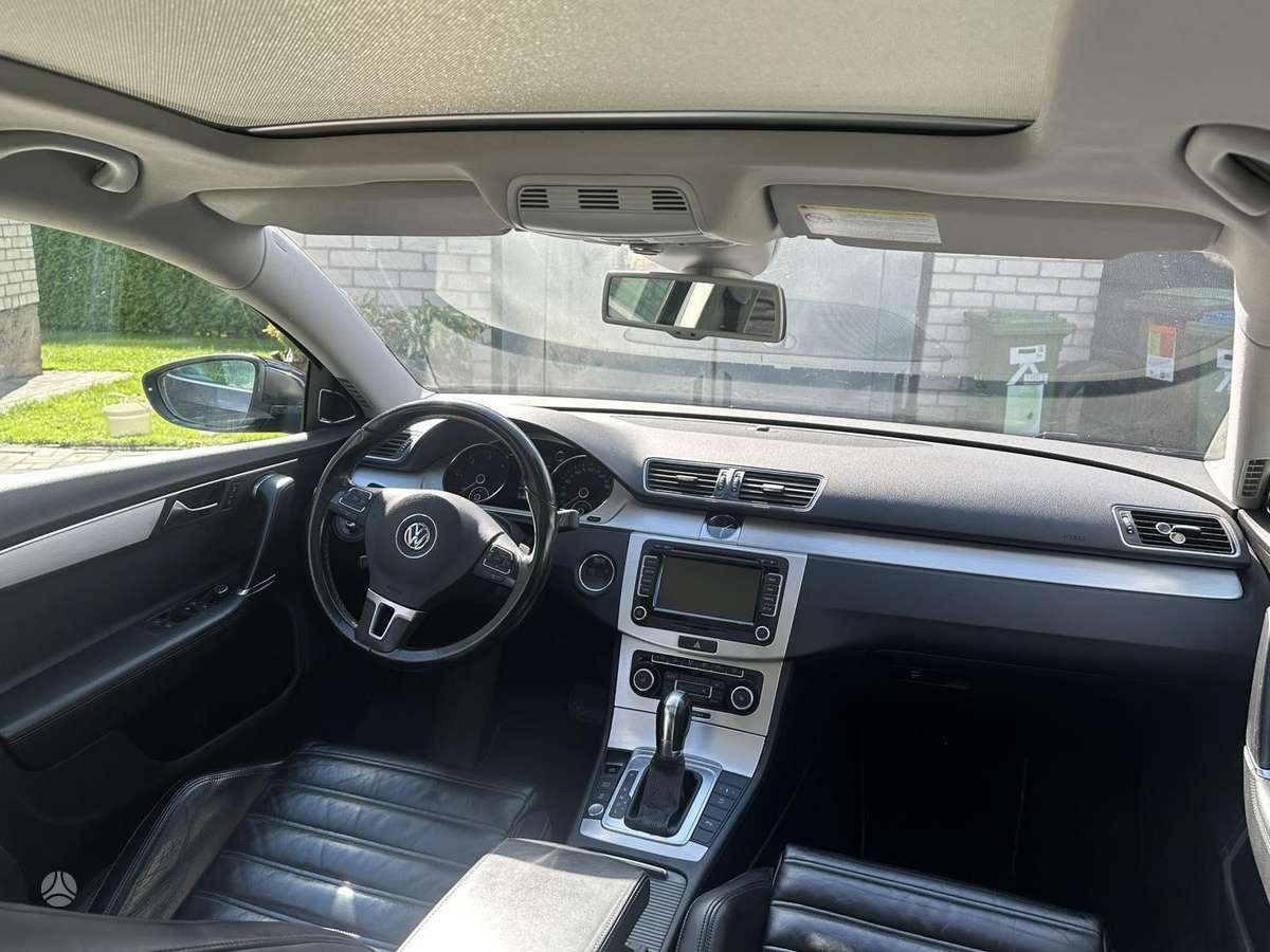 Volkswagen Passat - 9