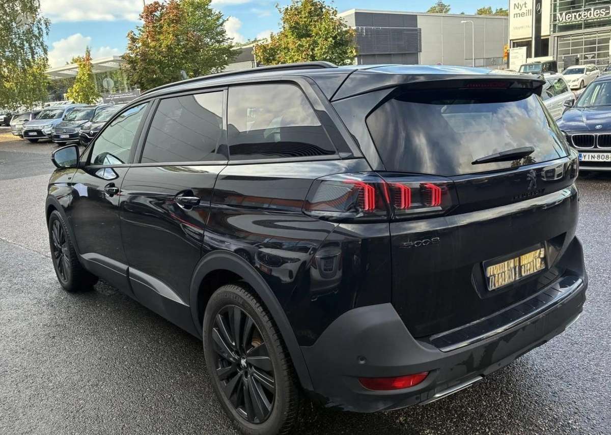 Peugeot 5008 - 3