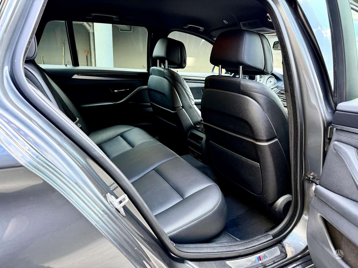 BMW 530, Универсал